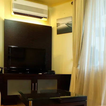 Exclusive 1 Bedroom Batavia Apartment By Travelio